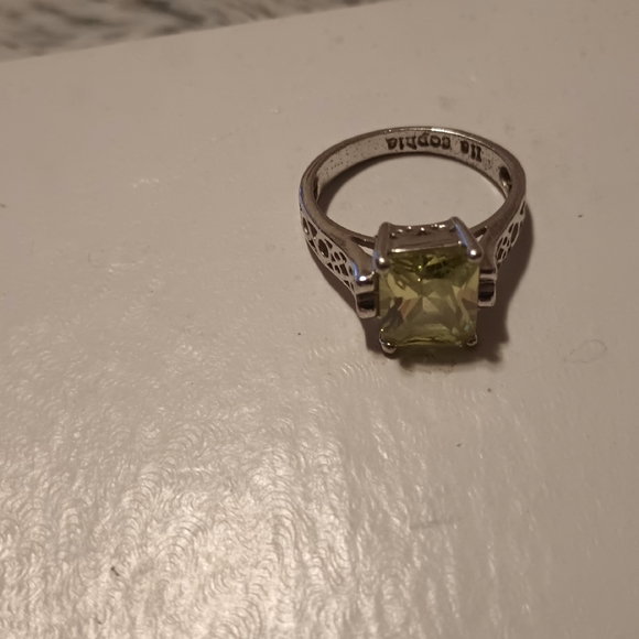Ladies Ring - Picture 4 of 4